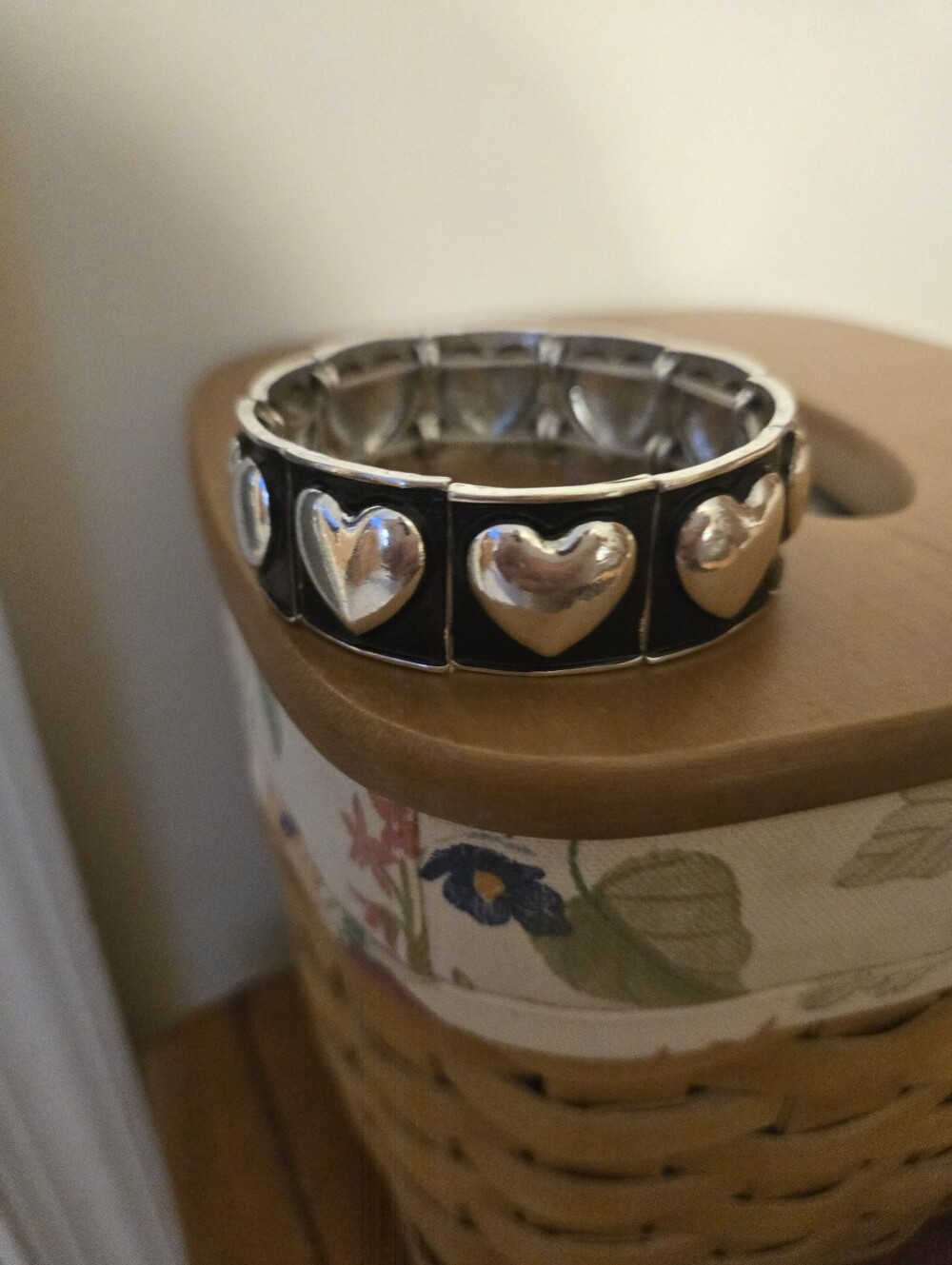 Boutique Silver Heart Stretch Bracelet with Black Panels